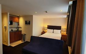 Grand Plaza Serviced Apartments